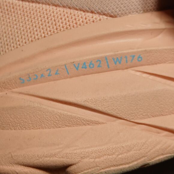 HOKA ONE ONE Rincon 3 Womens 6.5 B Running Shoes Coral Peach Lightweight Cushion - Picture 8 of 11